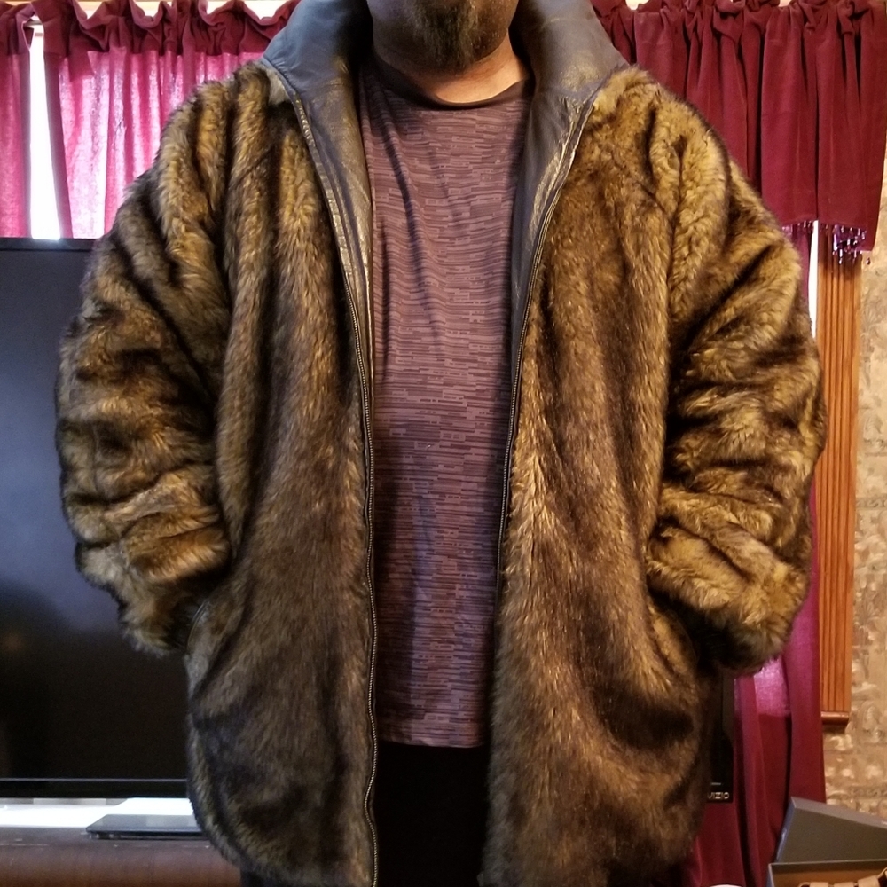 REVERSIBLE LEATHER COAT - Picture 5 of 7